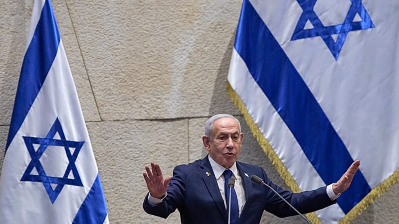 Video thumbnail for Israeli prime minister requests pardon on longstanding corruption case