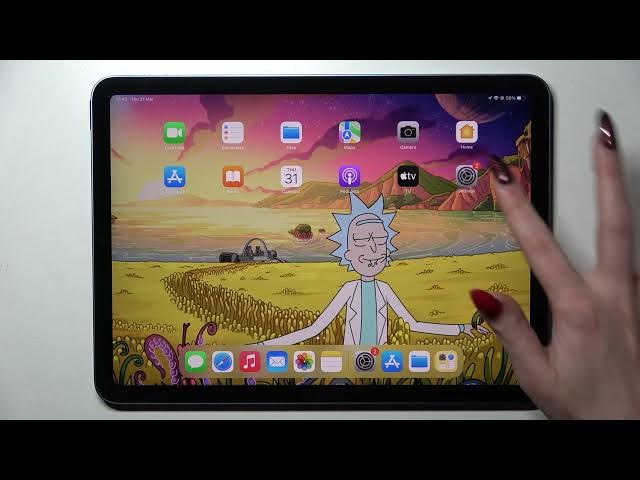 Video thumbnail for How to Manage Apps Notifications in iPad Air 2022 - Apple iPad Air 5th Gen WiFi