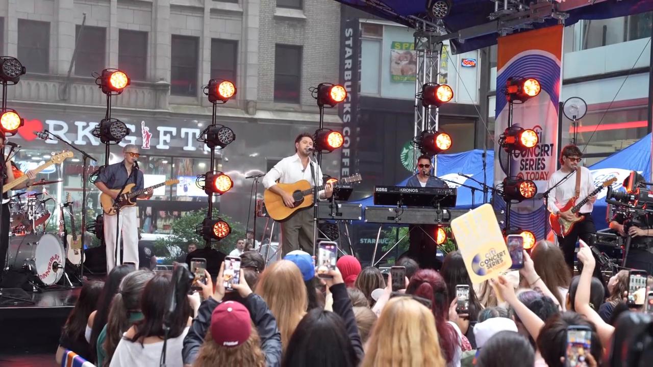 Video thumbnail for Niall Horan concert on NBC Today Show 2.