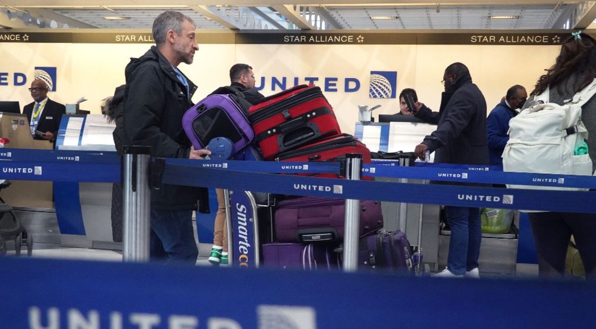 Video thumbnail for Prices increase as Americans prepare for Thanksgiving