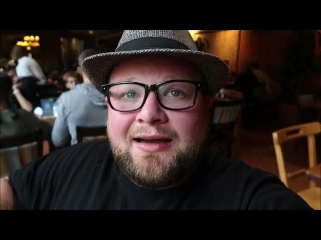 Video thumbnail for Epcot Via Napoli 2021   Pizza & Chicken Parmigiana