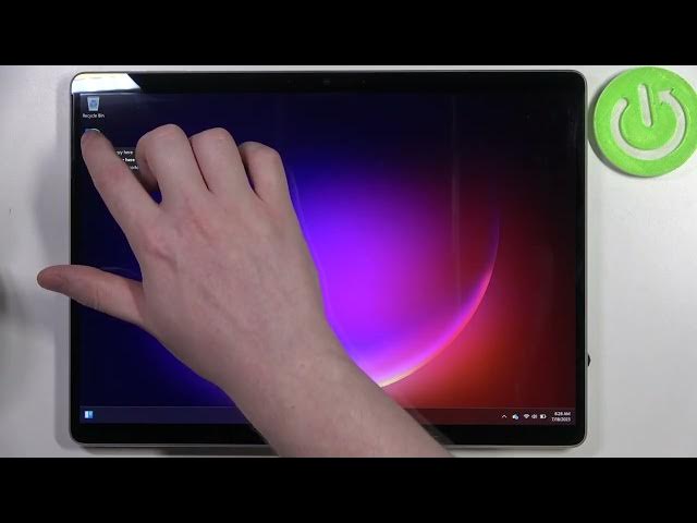 Video thumbnail for How To Right Click With Touch Screen On Microsoft Surface Pro 9