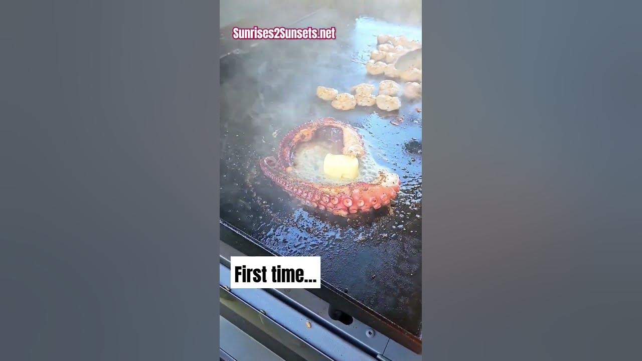 Video thumbnail for Grilled Octopus Dinner