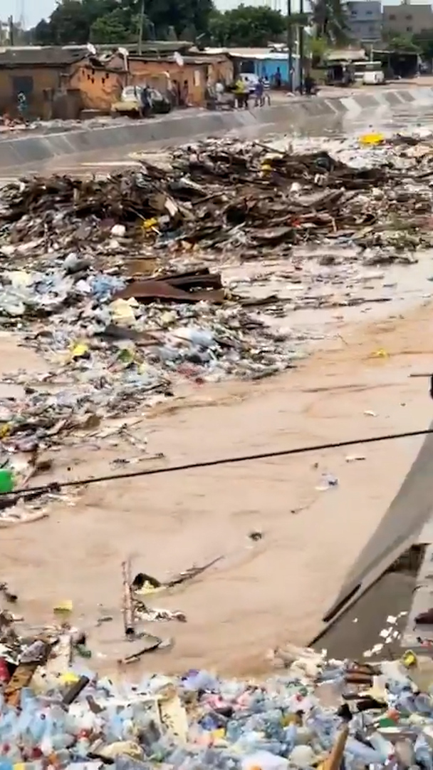 Video thumbnail for Ghana floods kill 12