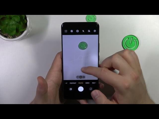 Video thumbnail for How to Switch On & Switch Off Camera Grid Lines & Leveler on a HONOR 90
