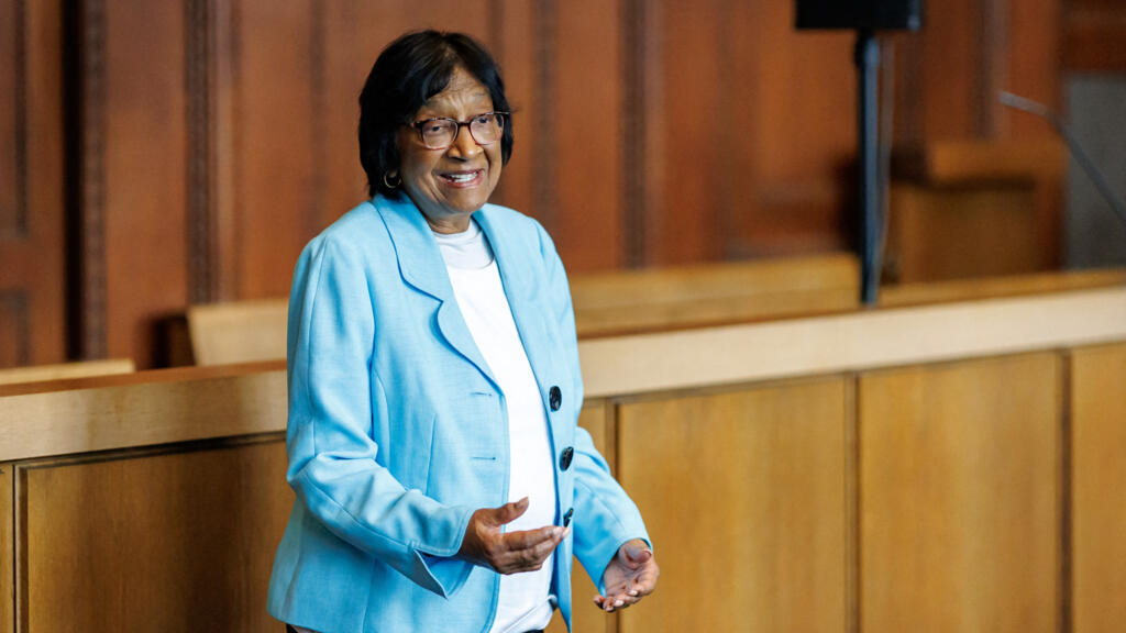 Video thumbnail for Navanethem 'Navi' Pillay wins the Nobel Peace Prize