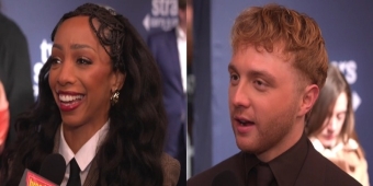 Video thumbnail for Video: TWO STRANGERS (CARRY A CAKE ACROSS NEW YORK) Hits the Red Carpet On Opening Night