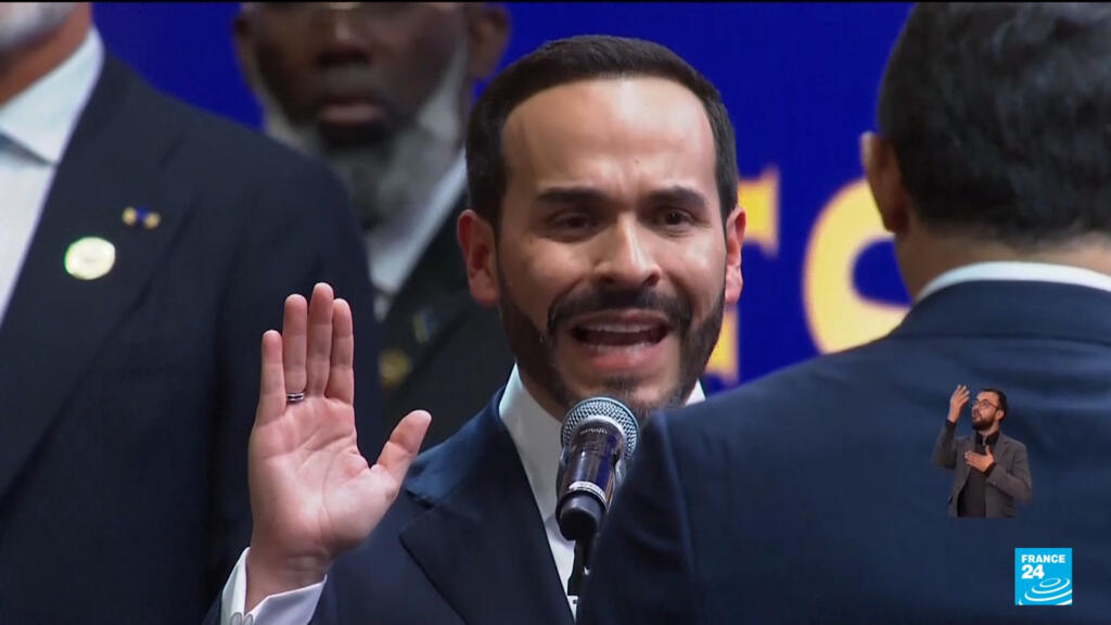 Video thumbnail for US pledges $1 billion security aid to Colombia as Trump-endorsed president takes office