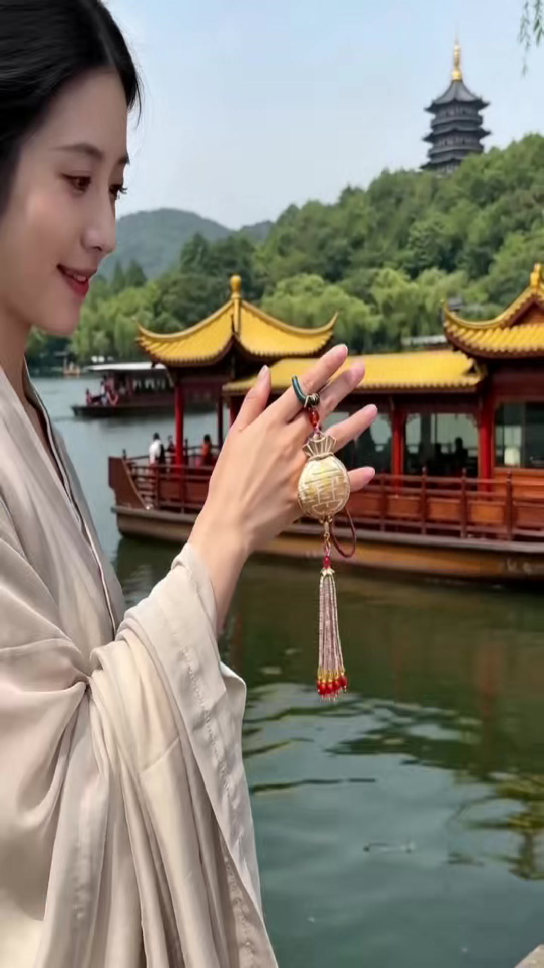 Video thumbnail for Song brocade handcraft