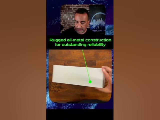 Video thumbnail for Shure MV7 White Noir #LimitedEdition #Shorts