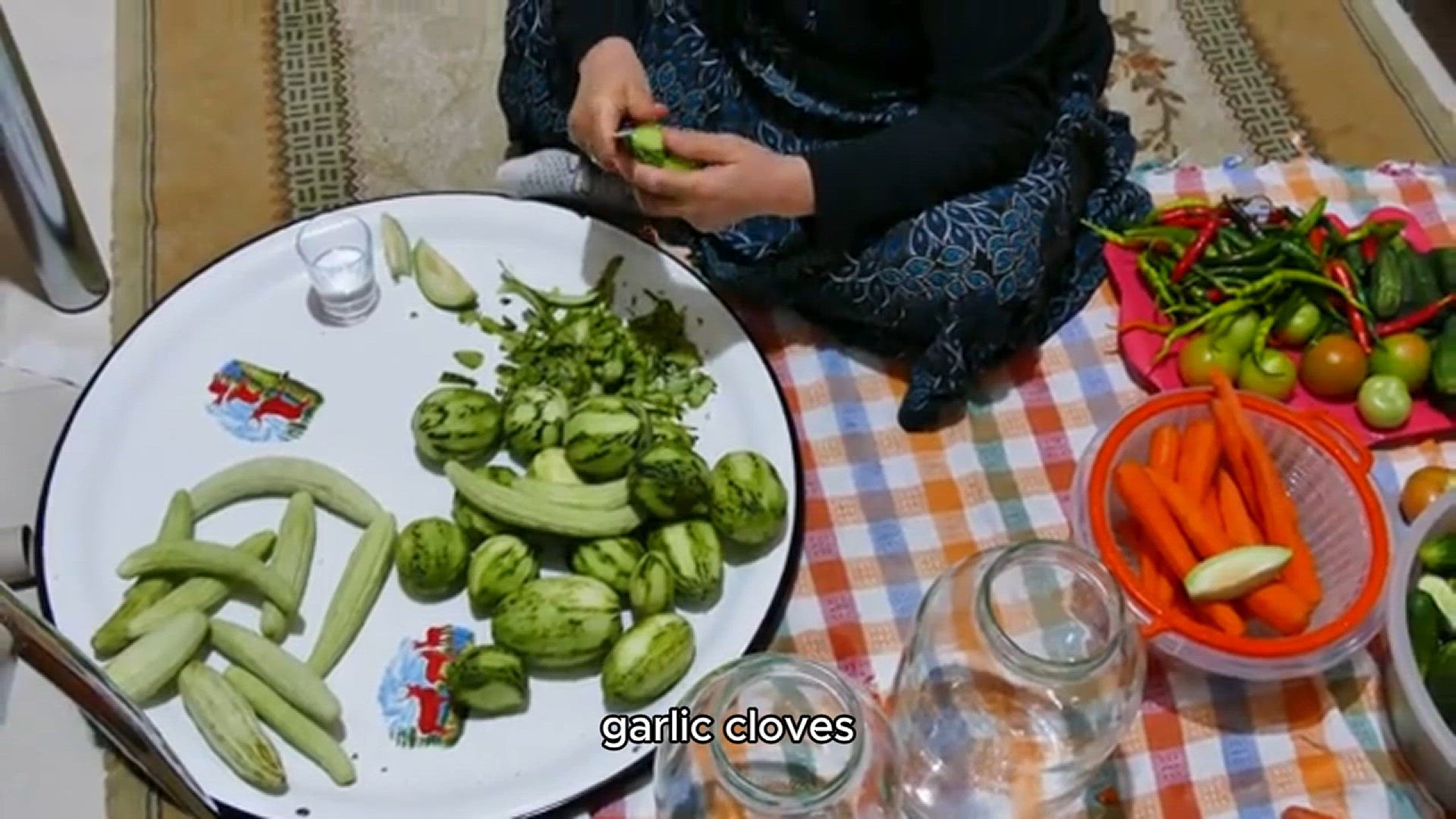 Video thumbnail for Pickle spears recipe