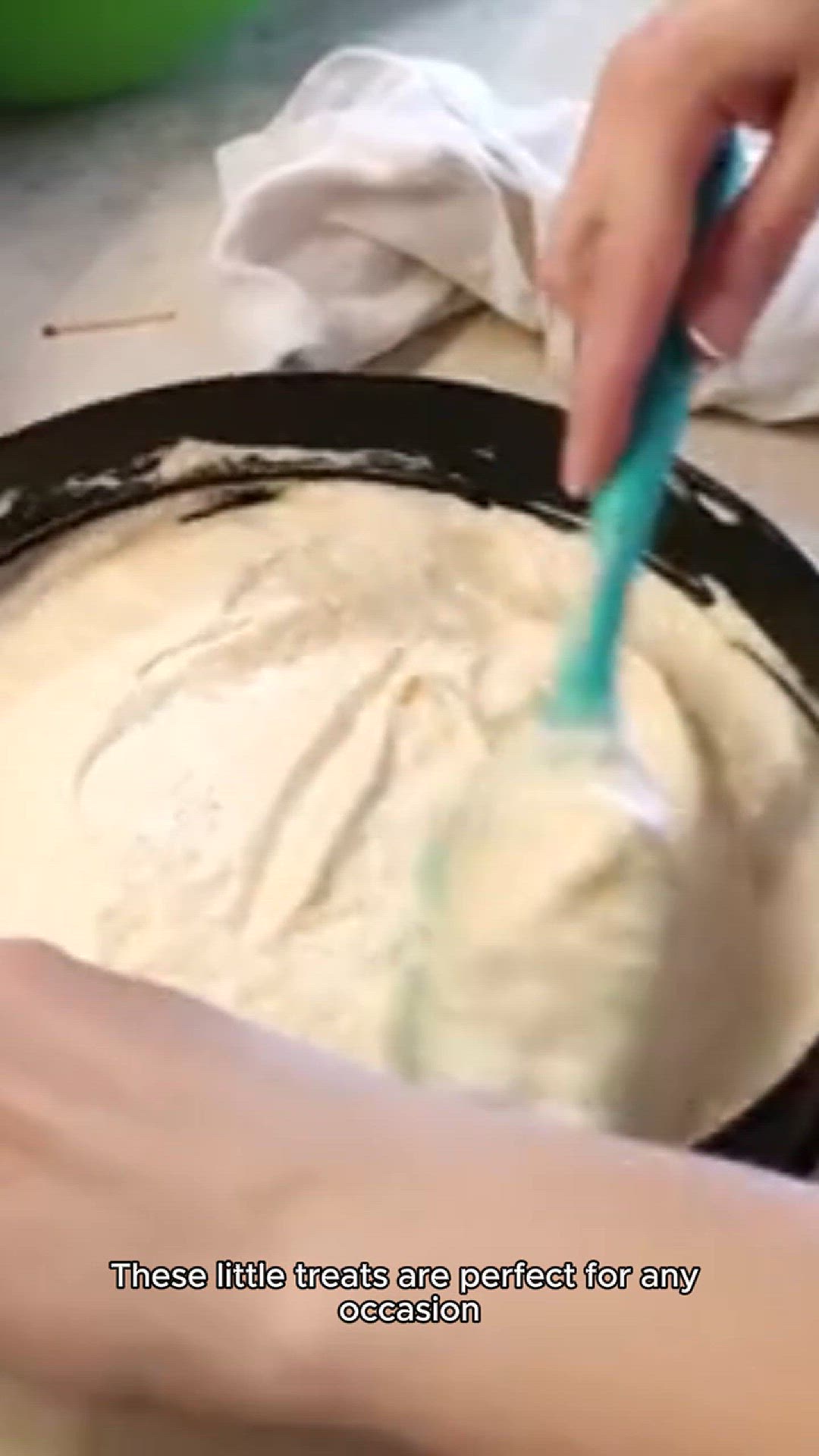 Video thumbnail for cake pops recipe