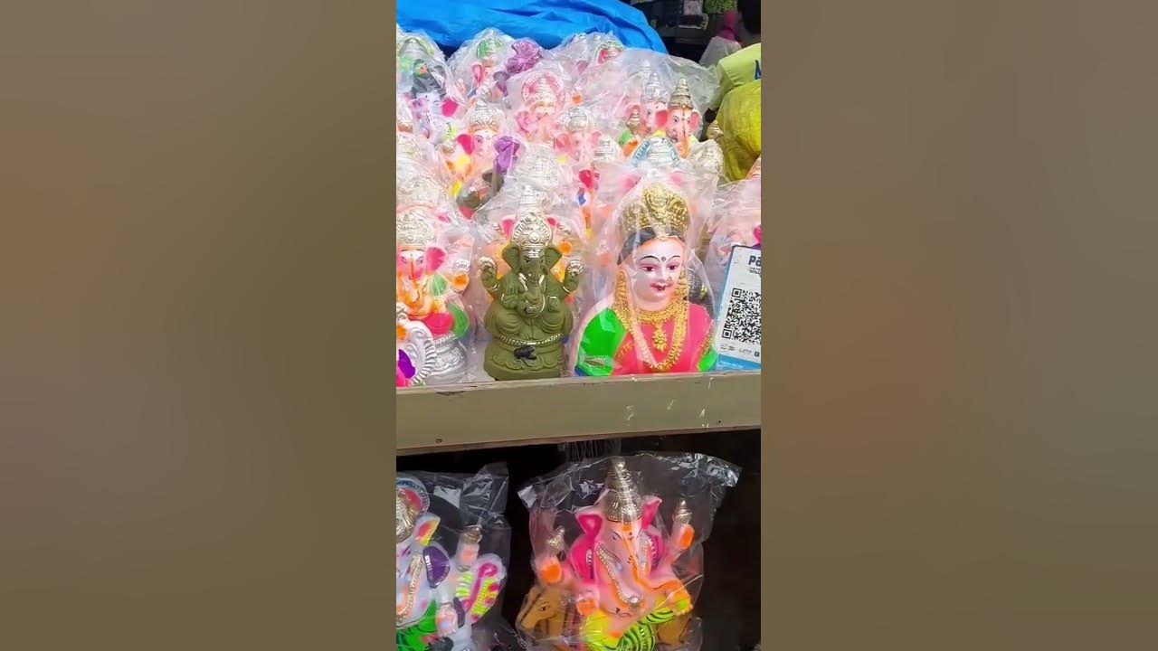 Video thumbnail for Ganesh chaturthi festival vibes in a nearby market 😍🙏 #chitrasfoodbook #ganeshchaturthi #shorts