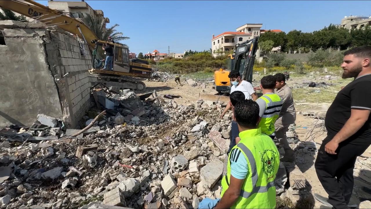 Video thumbnail for Lebanon: Israeli attacks kill at leat 19 across Lebanon despite ceasefire.