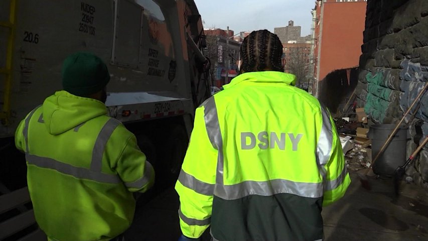 Video thumbnail for DSNY to issue fines for failure to use NYC trash bins