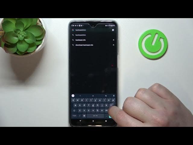 Video thumbnail for How to Add a WebPage Shortcut to the Home Screen on MOTOROLA Moto G32