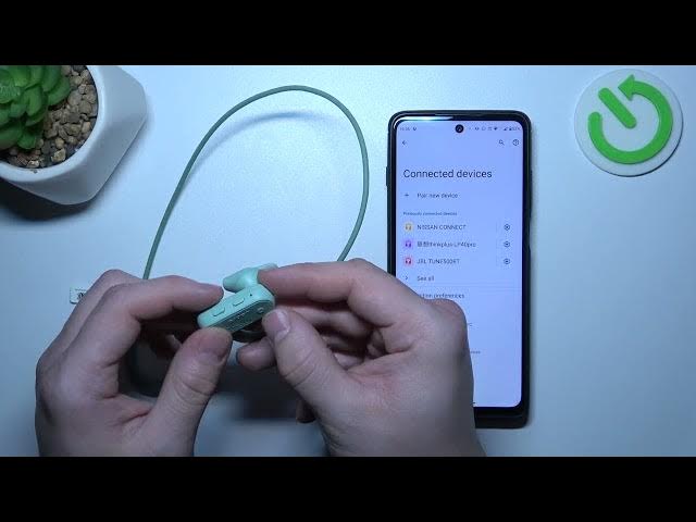 Video thumbnail for Resetting Your Jabra Elite Active 45e to Factory Settings!