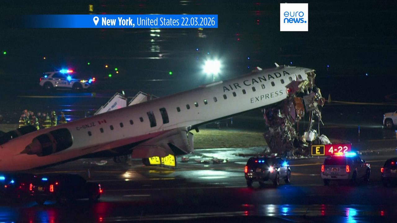 Video thumbnail for Collision on the runway at New York LaGuardia Airport: Two pilots killed and flights grounded
