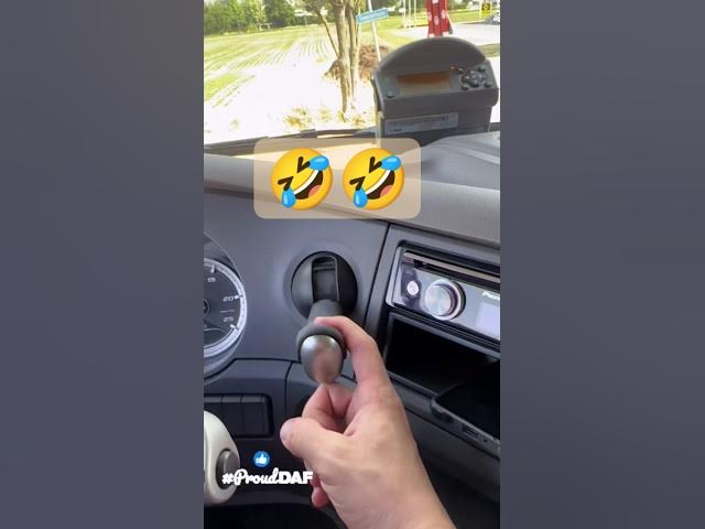 Video thumbnail for This daf driver is hilarious.