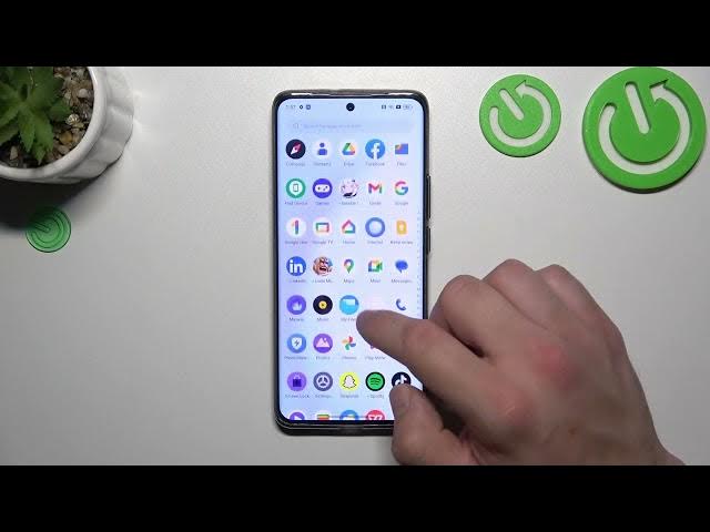 Video thumbnail for How to Remove Message Icon From The Home Screen on REALME 11 Pro+