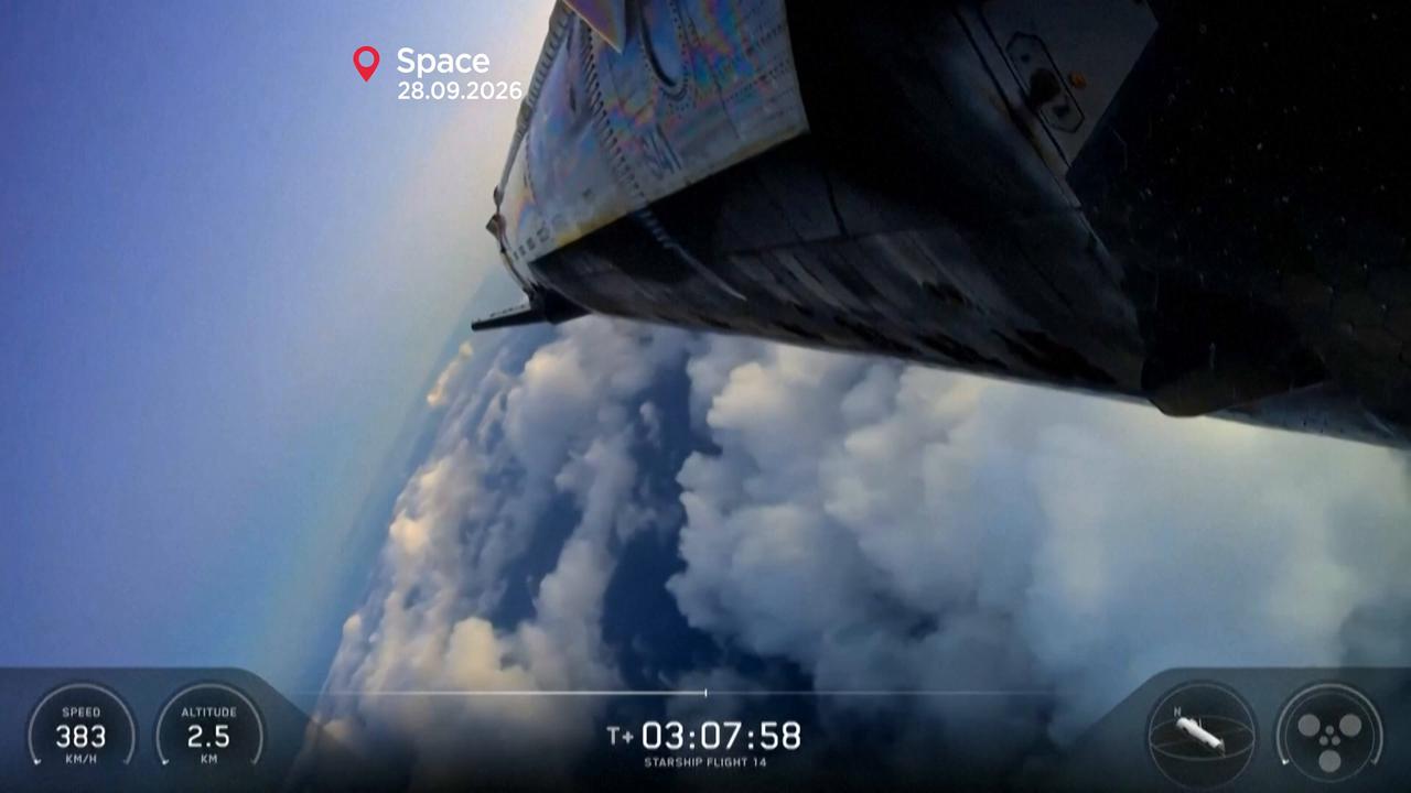 Video thumbnail for SpaceX’s Starship reaches orbit for the first time