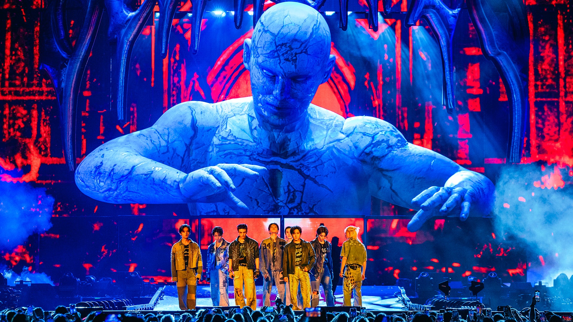 Video thumbnail for Stray Kids: The dominATE Experience - Official Trailer