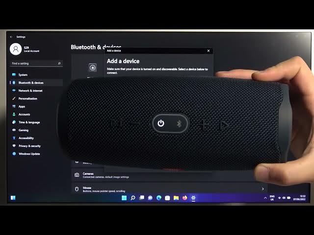 Video thumbnail for How to Pair JBL Charge 4 with Laptop / Windows PC?