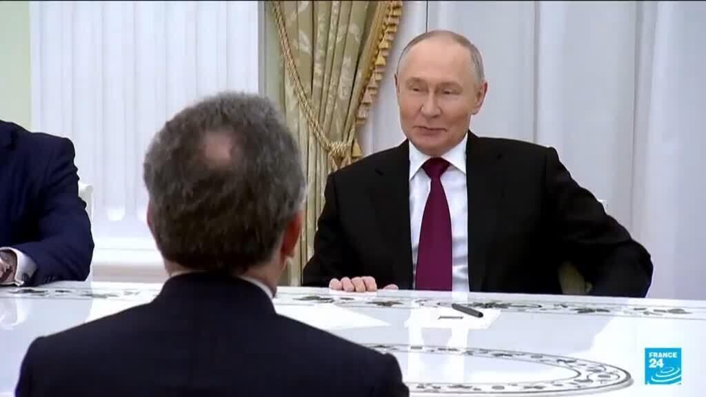 Video thumbnail for Putin and US negotiators hold high-stakes Ukraine talks in Moscow