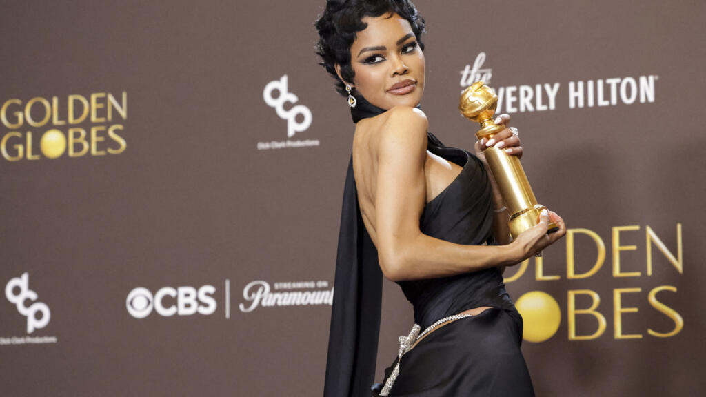 Video thumbnail for Oscar predictions are on as voting for awards starts