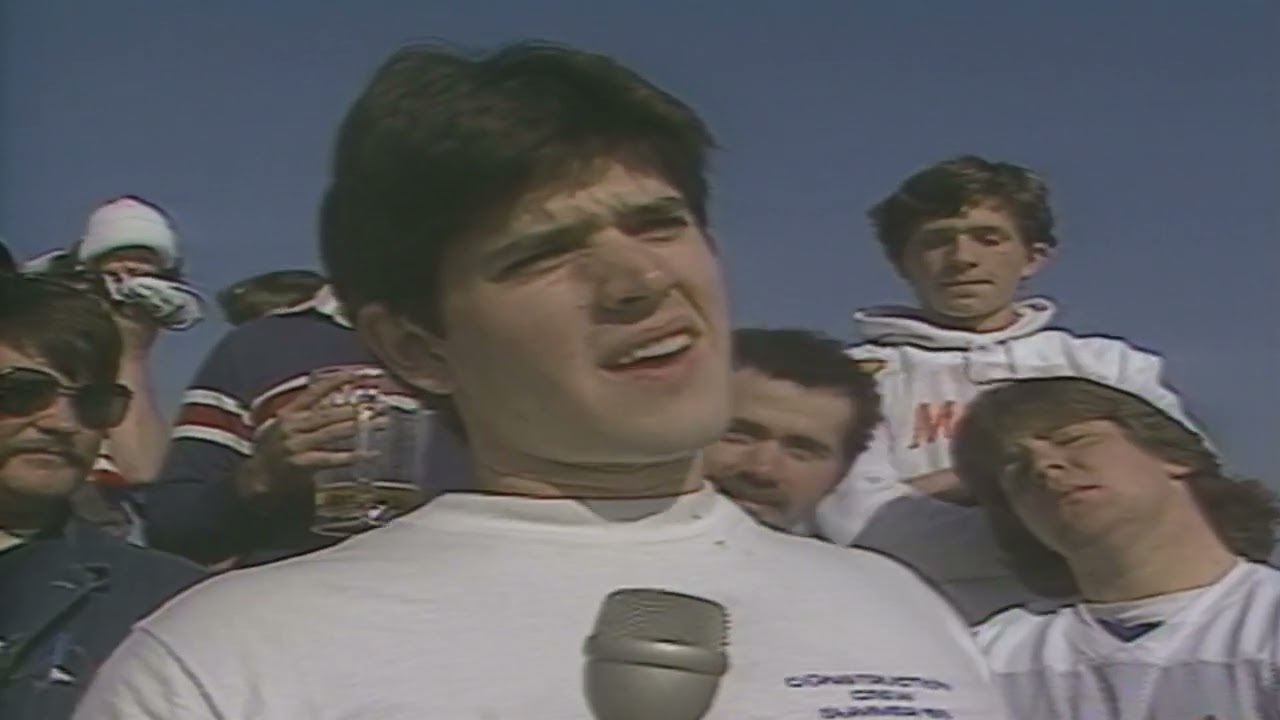 Video thumbnail for Bob Uecker Answers Audience questions for Episode 16 of The Wacky World of Sports