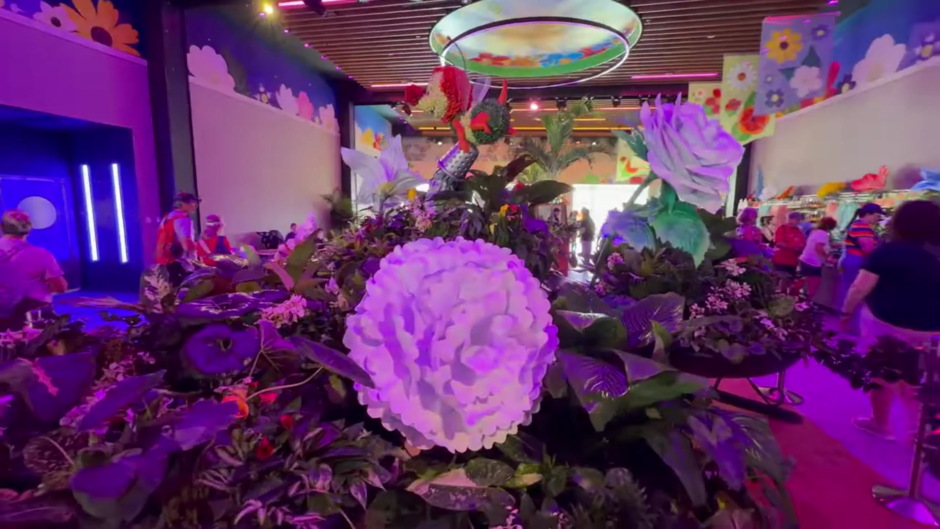 Video thumbnail for Sunlight to Starbright in Spike’s Garden tour at Epcot Flower & Garden 2026