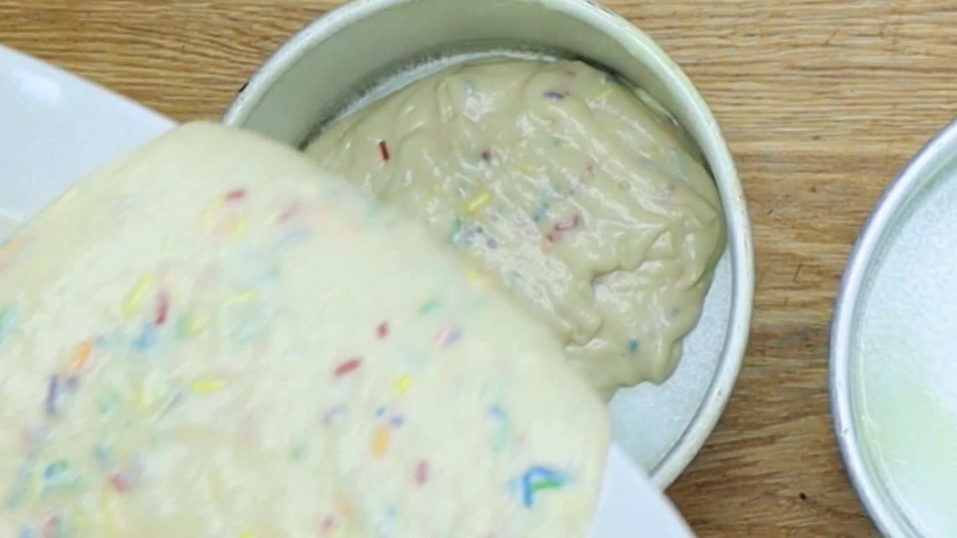 'Video thumbnail for Ultimate Sprinkle Cake Tutorial'