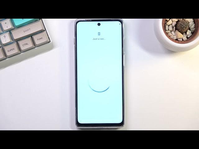 Video thumbnail for Motorola Moto G200 First Set Up