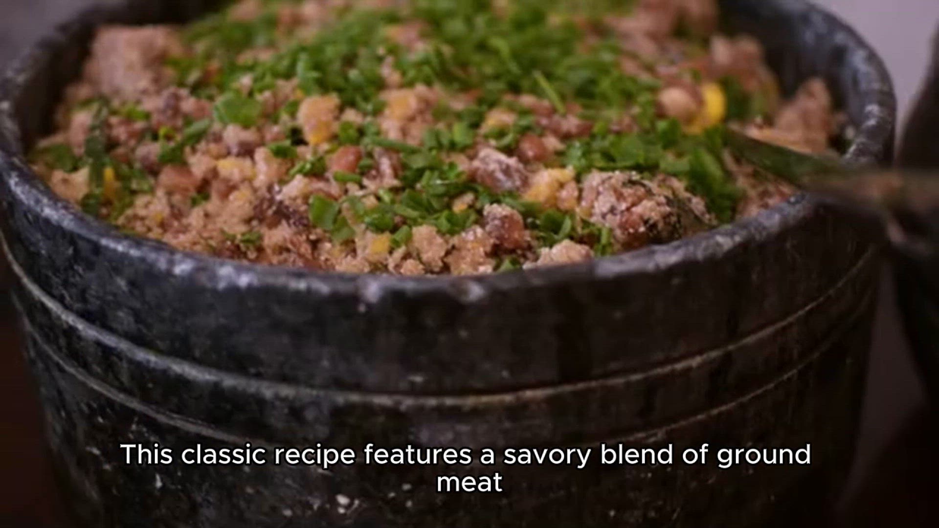 Video thumbnail for Classic Meatloaf Recipe