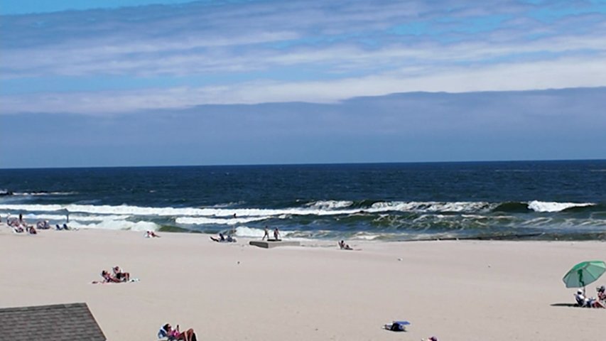 Video thumbnail for Spring Lake sees big crowds as the end of summer of '26 draws closer