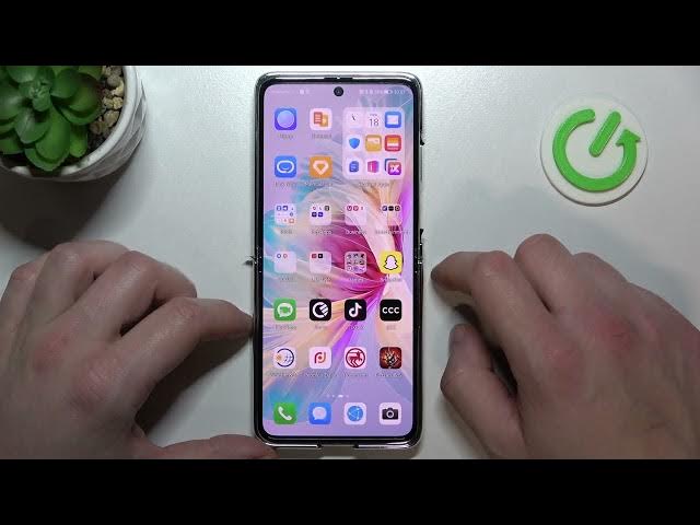 Video thumbnail for How to Turn On / Turn Off the Flashlight on HUAWEI P50 Pocket