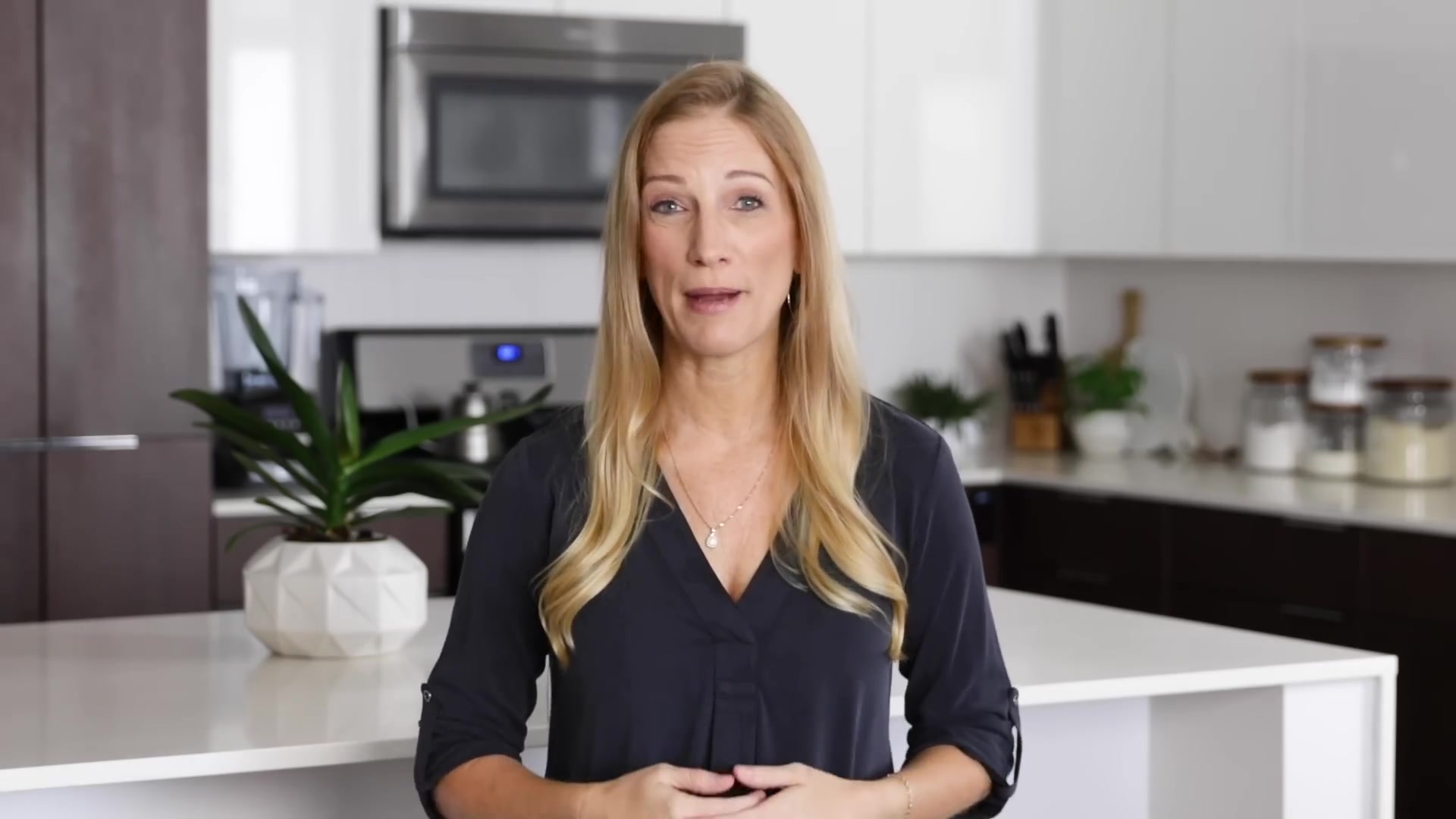 Video thumbnail for 10.EASY & HEALTHY SOUP RECIPES ¦ vitamix soup recipes (1080p 24fps)