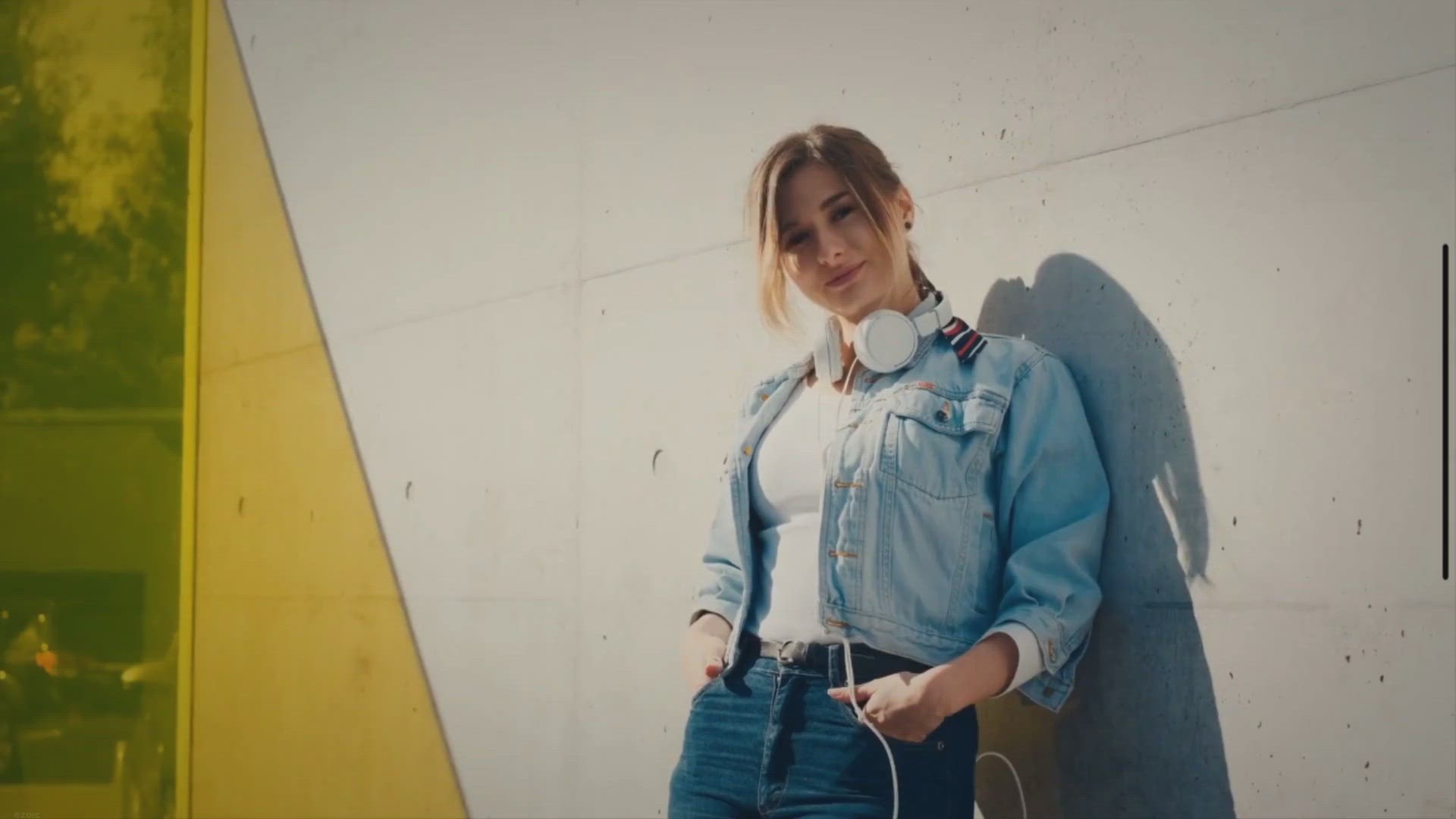 Video thumbnail for Top 8 Best Pop Songs to Listen to with Headphones