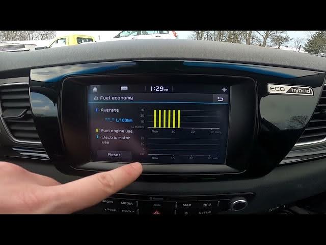 Video thumbnail for How to Check Hybrid Engine Status and Battery Charge for Kia Niro I ( 2016 - 2022 )