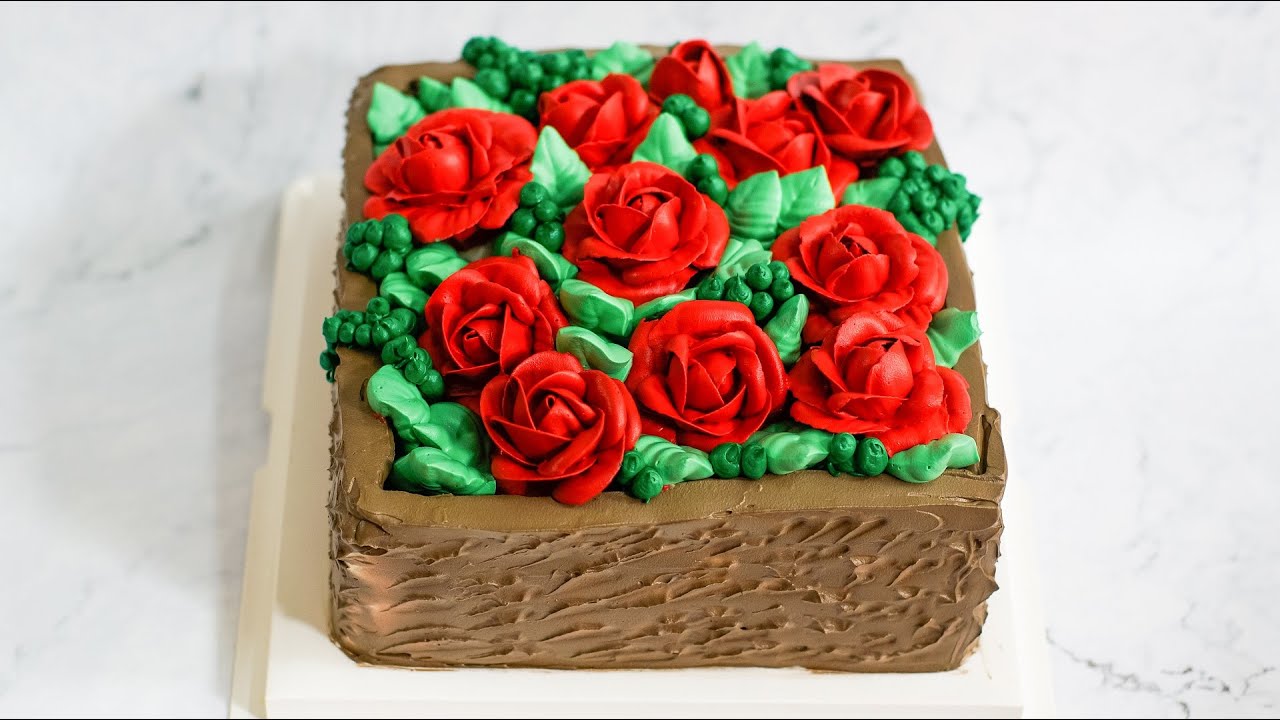 'Video thumbnail for Flowers decoration on chocolate birthday cake for anniversary | Délicieux Pie | Shot on iPhone'