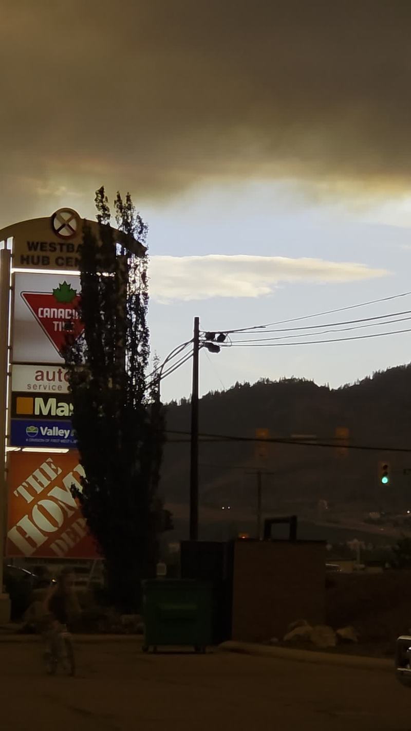 Video thumbnail for Apocalyptic Wildfire Smoke over West Kelowna Sky