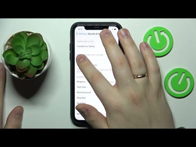 Video thumbnail for How to Mute Teams - Turn Off a Sound for a Microsoft Teams App