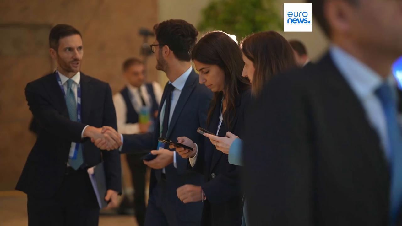 Video thumbnail for Azerbaijan agrees multi-billion-dollar deals with investment giants