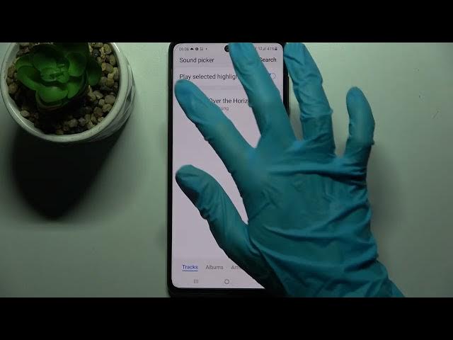 Video thumbnail for How to Set Up Alarm on Samsung Galaxy M52 5G - Setting up alarm clock from A to Z on Galaxy M52 5G