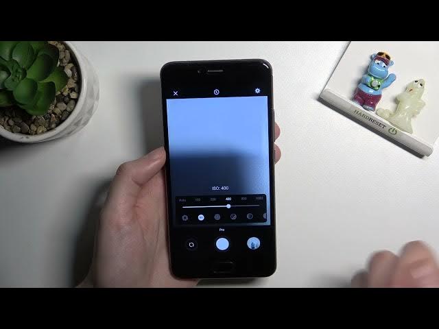 Video thumbnail for How to Use Camera Pro Mode in MEIZU M5S – Advanced Camera Features