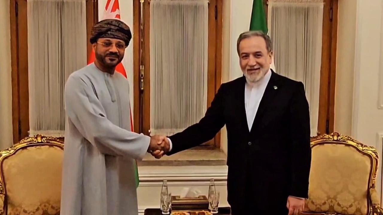Video thumbnail for Iran: Iranian, Omani foreign ministers discuss bilateral ties, regional developments in Tehran.