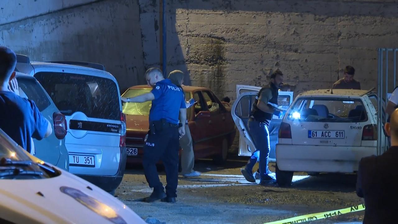 Video thumbnail for Türkiye: Suspected drone crashes into police compound in Türkiye's Trabzon.