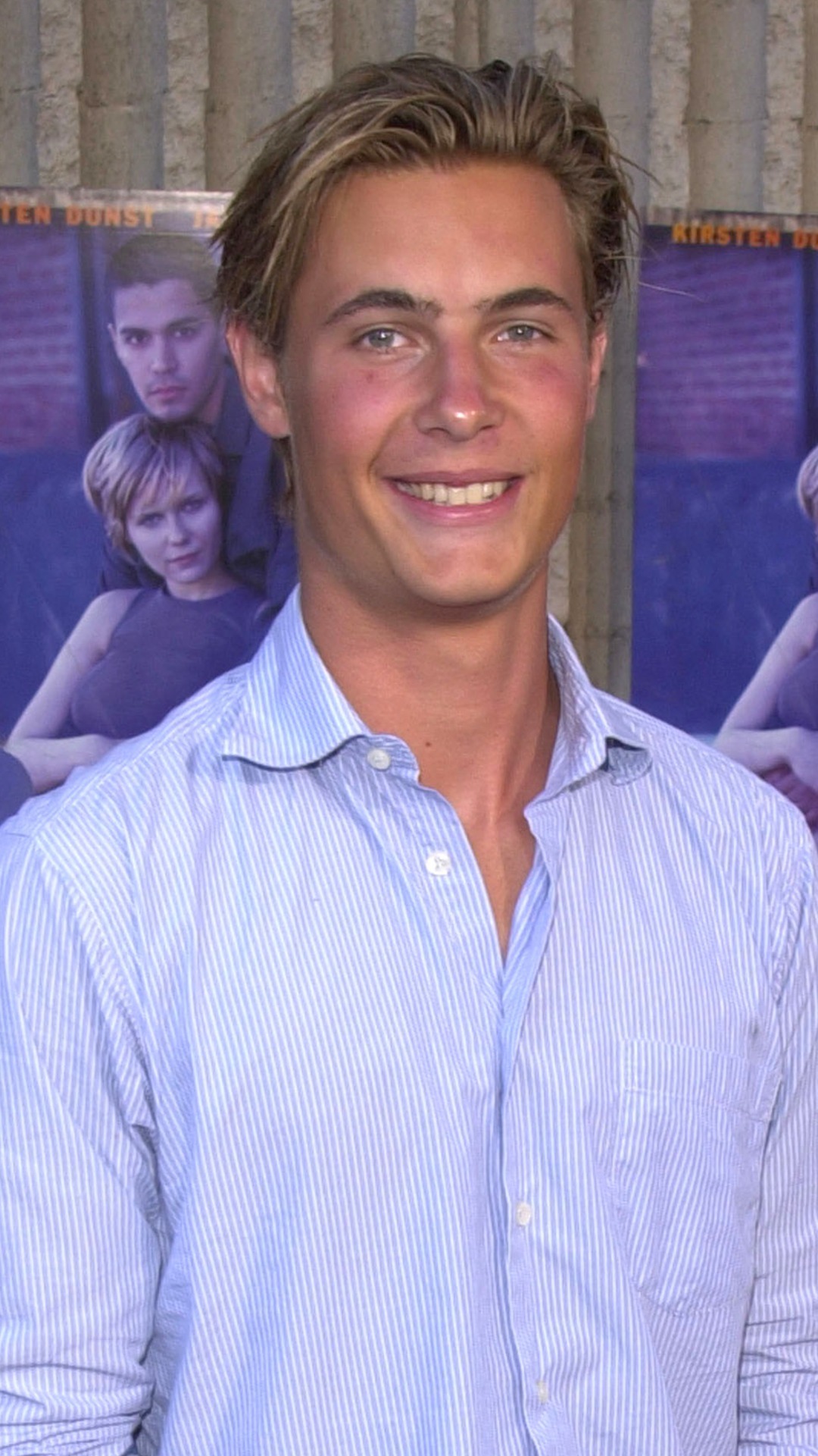 Video thumbnail for This '90s Disney Heartthrob Looks Entirely Unrecognizable Away From The Spotlight