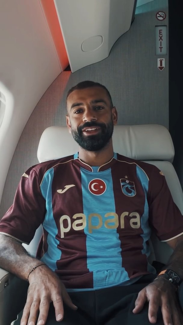 Video thumbnail for Football star Mohamed Salah sends first message to Trabzonspor fans