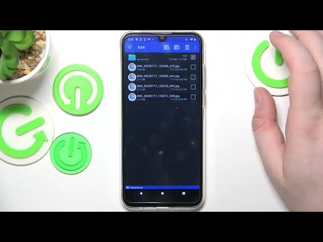 Video thumbnail for How To Unpack Rar & Zip Archives on Motorola Moto E6i - RAR app